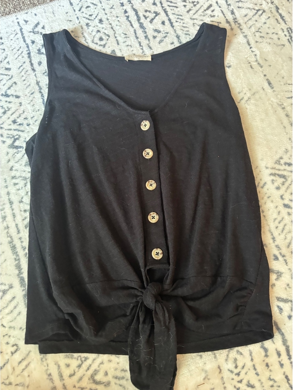 78&Sunny Black Sleeveless Button-Up Tie Front Top Medium
